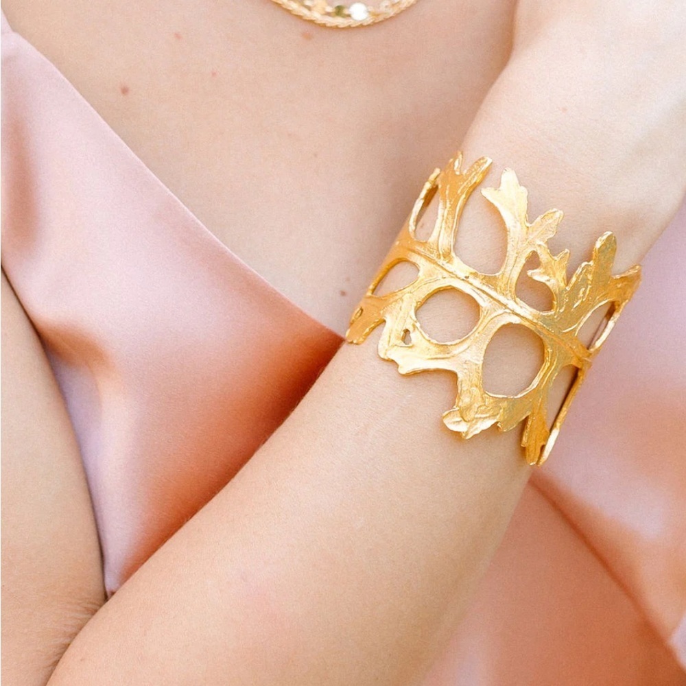 Laura Elizabeth Courtney Cuff Gold